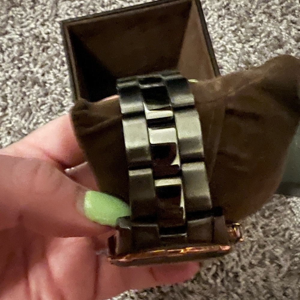 Mens Michael kors watch.  Worn once  paid 150 asking 50
